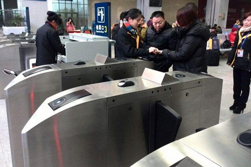 车站检票闸机嵌入二维码扫描模？？？？？